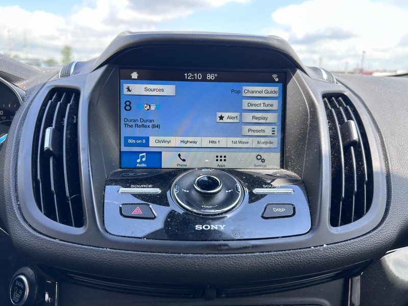 Ford Escape Vehicle Full-screen Gallery Image 13