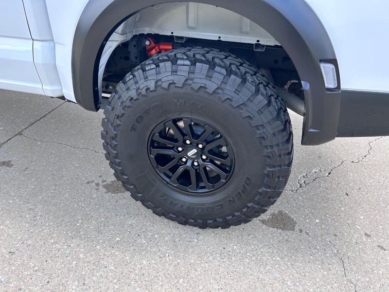 Ford F-150 Vehicle Full-screen Gallery Image 6
