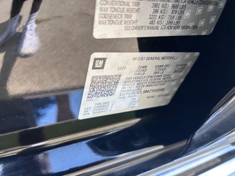 GMC Sierra 1500 Vehicle Full-screen Gallery Image 21