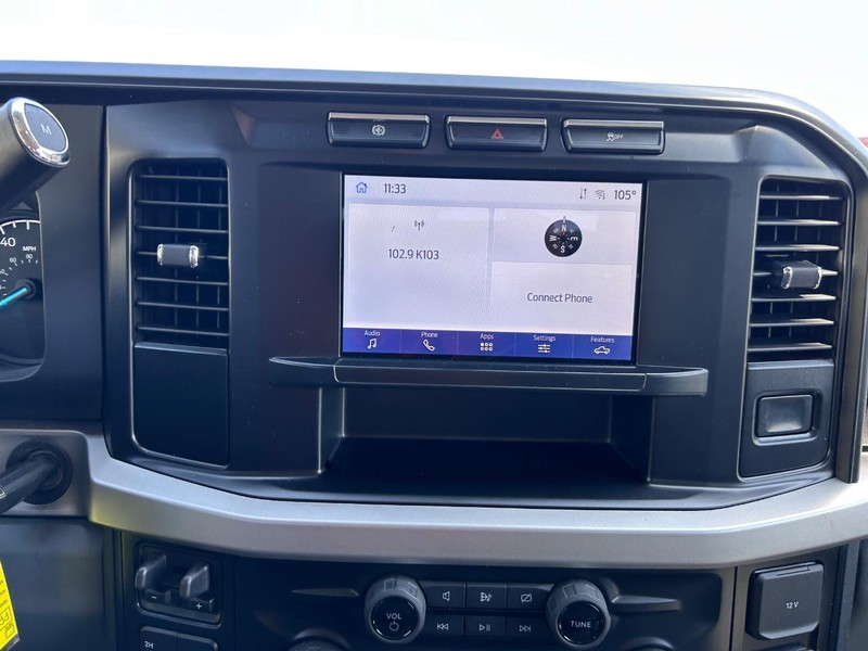 Ford Super Duty F-350 DRW Vehicle Full-screen Gallery Image 12