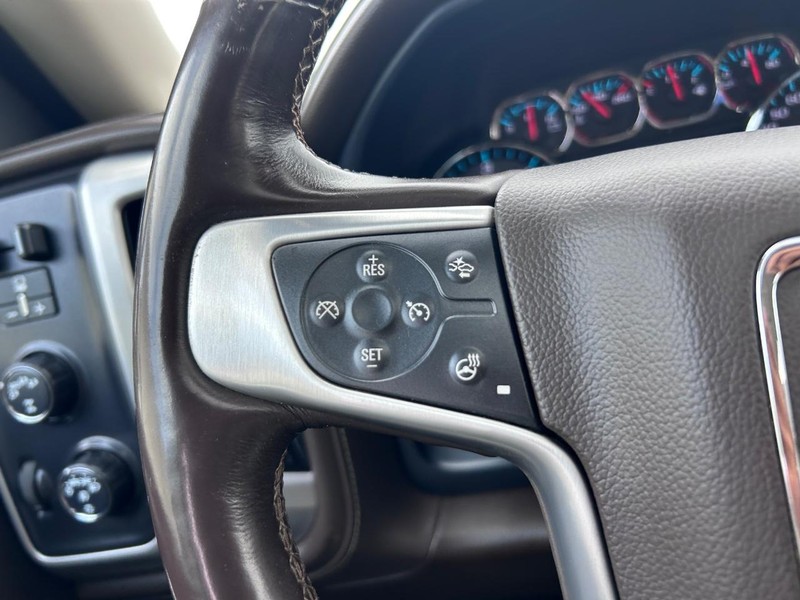 GMC Sierra 1500 Vehicle Full-screen Gallery Image 11