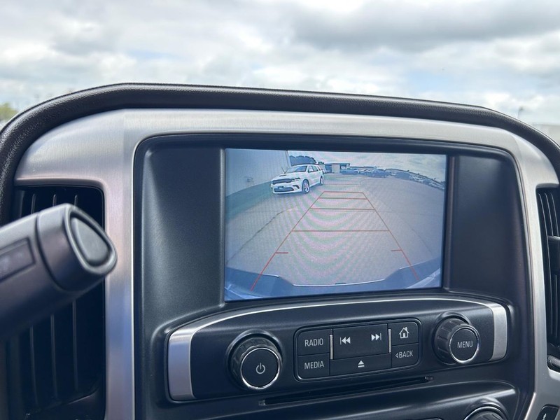 GMC Sierra 1500 Vehicle Full-screen Gallery Image 20