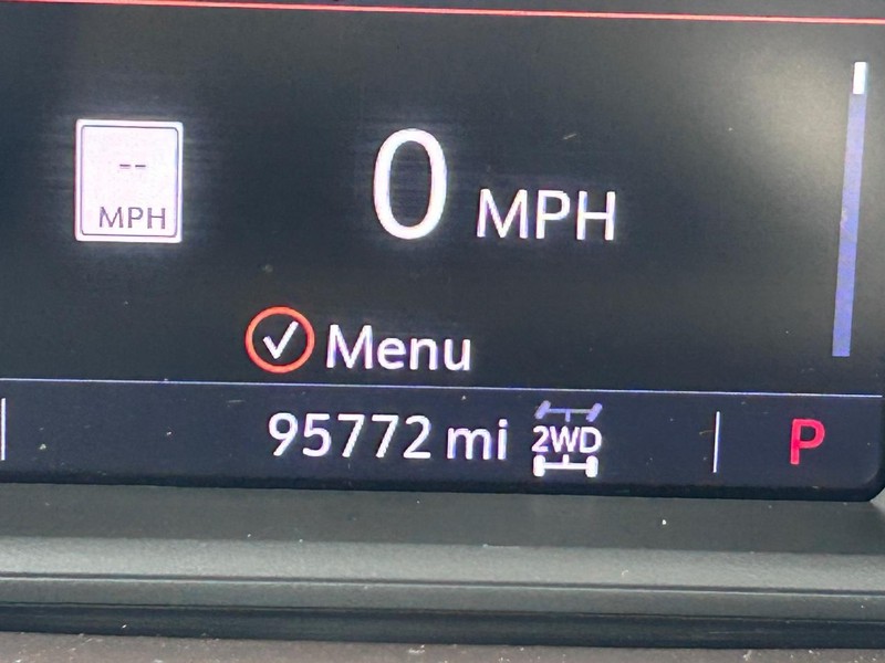 GMC Sierra 1500 Limited Vehicle Full-screen Gallery Image 19