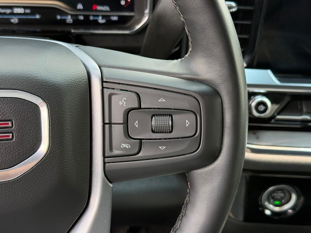 GMC Sierra 1500 Vehicle Full-screen Gallery Image 21