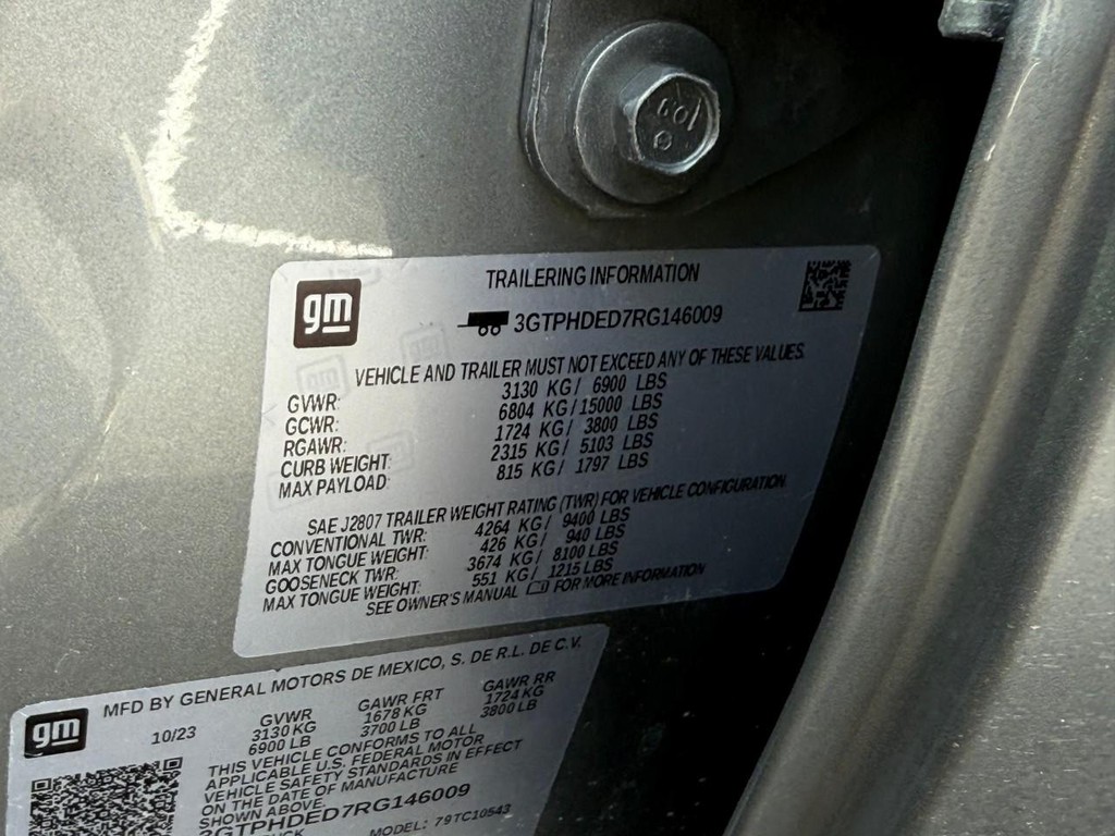 GMC Sierra 1500 Vehicle Full-screen Gallery Image 23