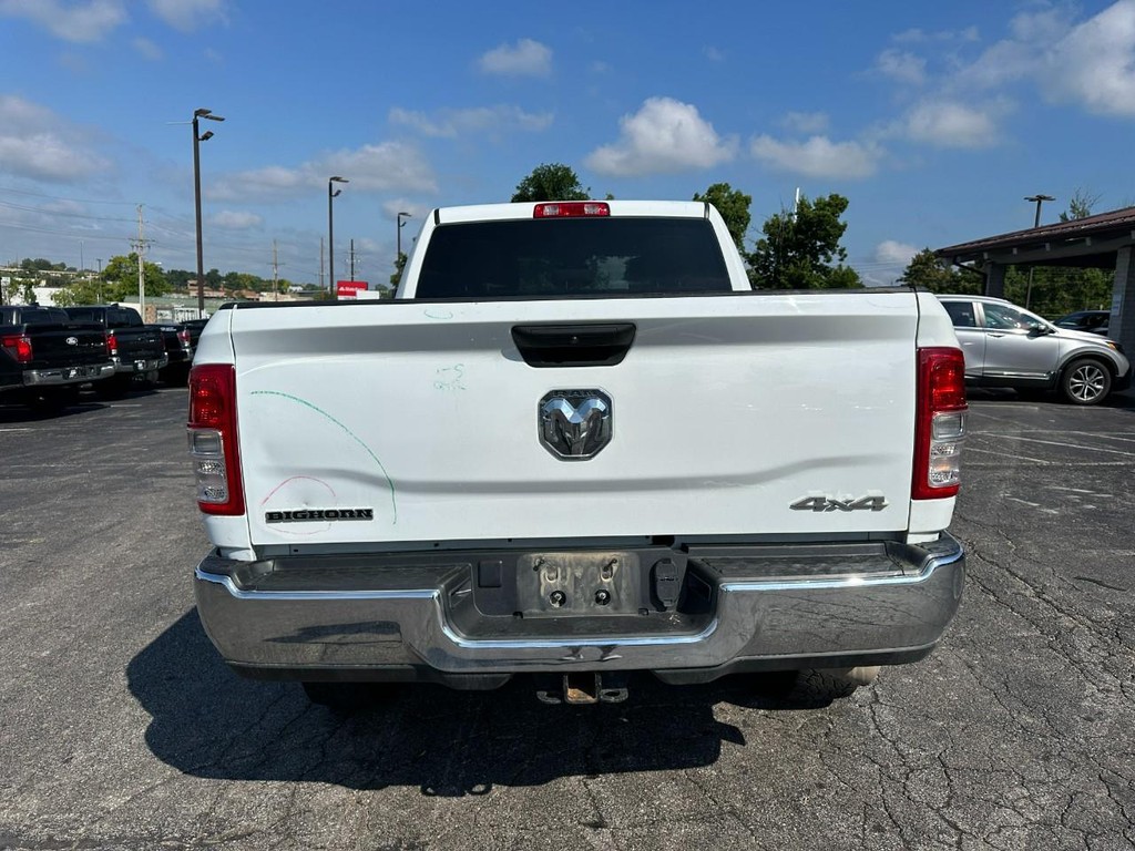 Ram 2500 Vehicle Full-screen Gallery Image 04