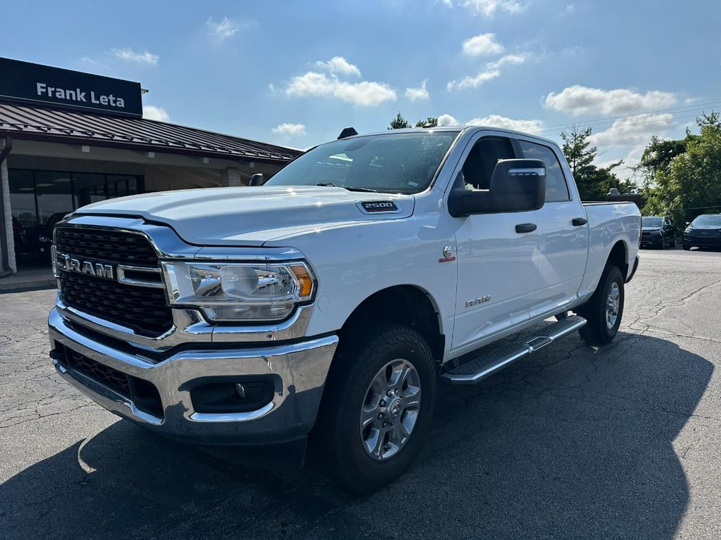 Ram 2500 Vehicle Full-screen Gallery Image 08