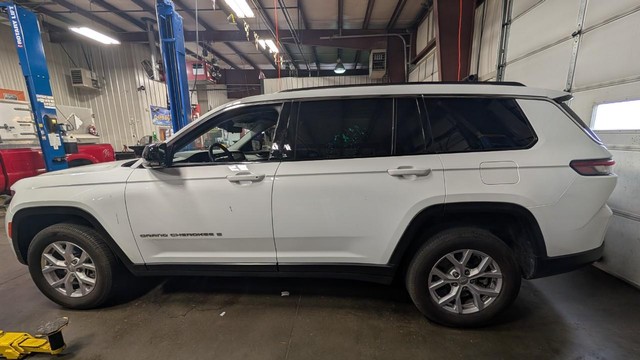 2022 Jeep Grand Cherokee L Limited's photo