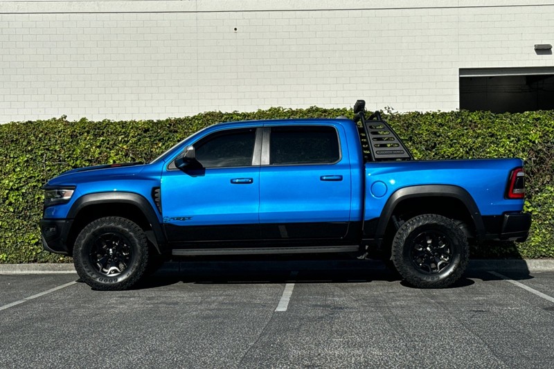 Ram 1500 Vehicle Full-screen Gallery Image 07