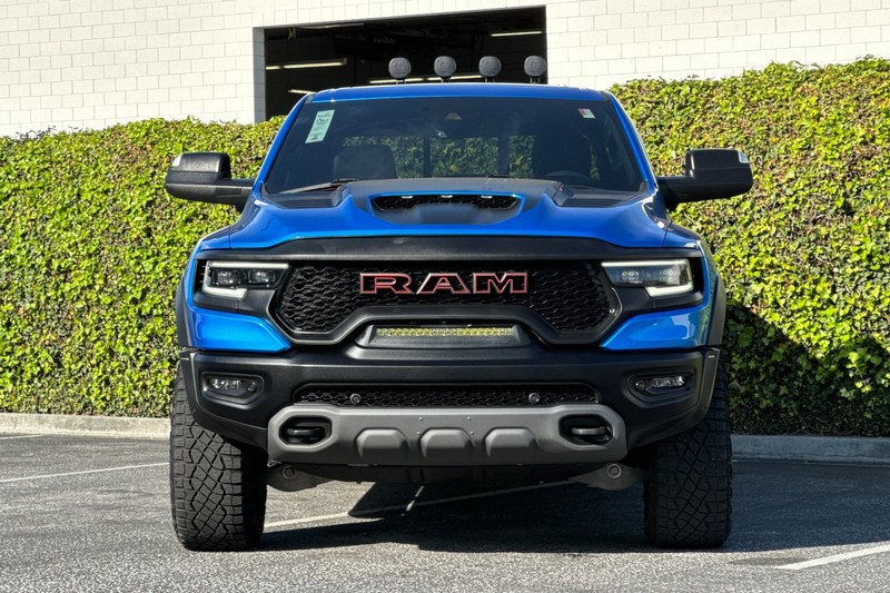 Ram 1500 Vehicle Full-screen Gallery Image 10