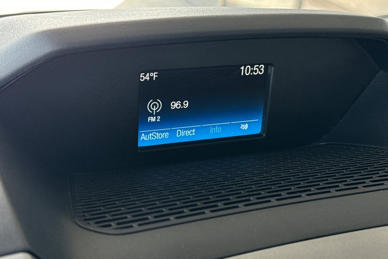 Ford Transit Passenger Wagon Vehicle Full-screen Gallery Image 18