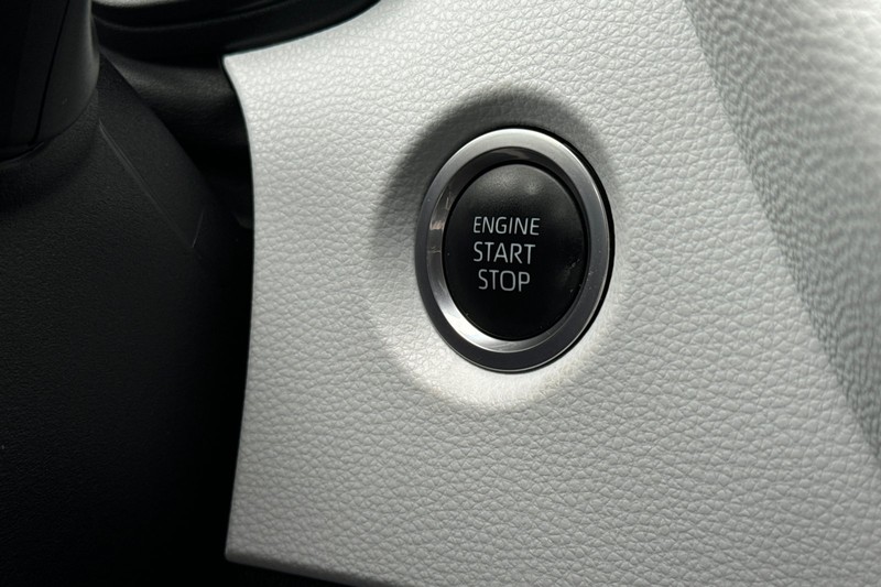 Toyota Corolla Vehicle Full-screen Gallery Image 21