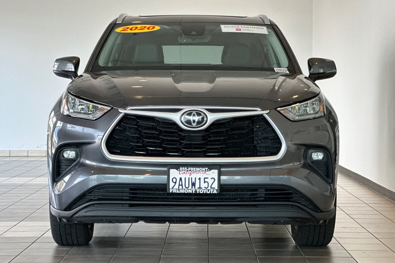 Toyota Highlander Vehicle Full-screen Gallery Image 09