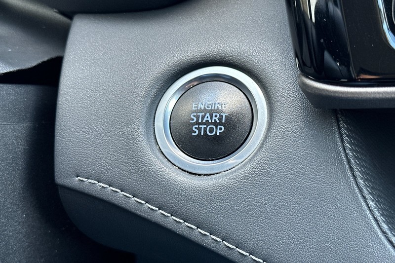 Toyota Highlander Vehicle Full-screen Gallery Image 23