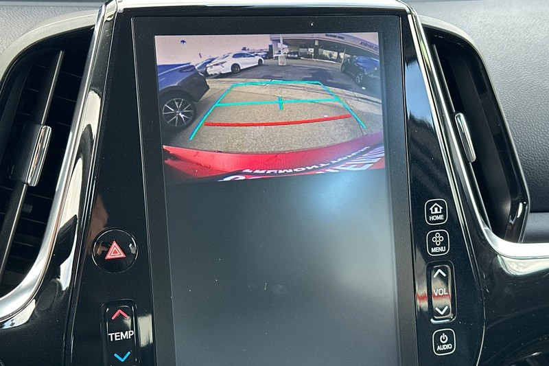 Toyota Prius Prime Vehicle Full-screen Gallery Image 20