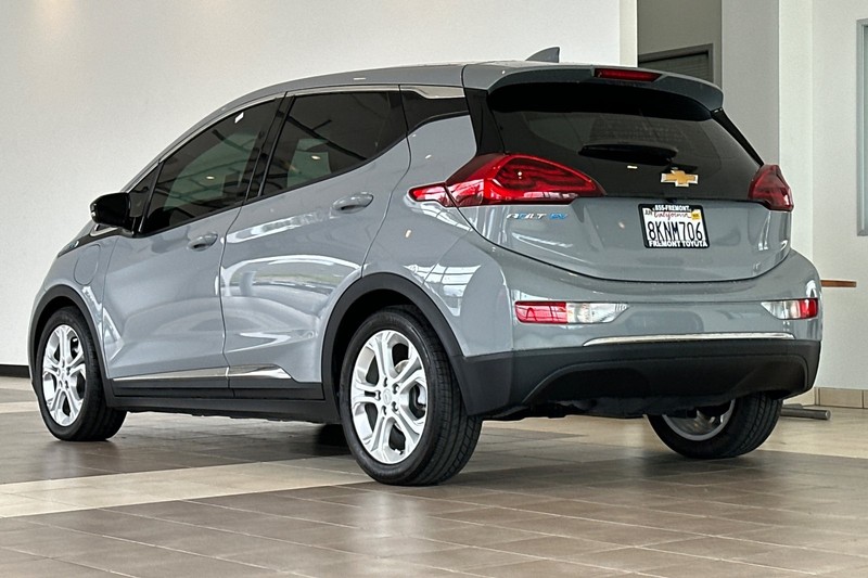 Chevrolet Bolt EV Vehicle Full-screen Gallery Image 06