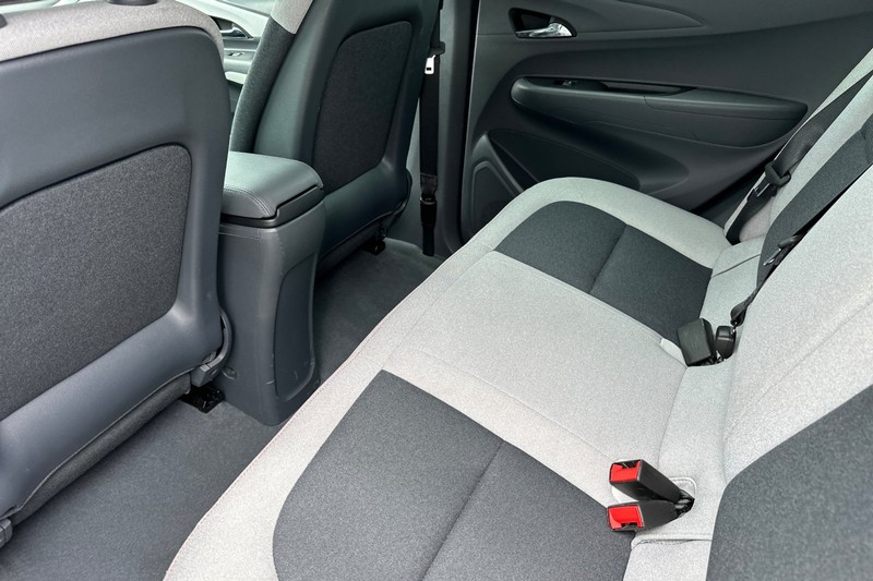 Chevrolet Bolt EV Vehicle Full-screen Gallery Image 12