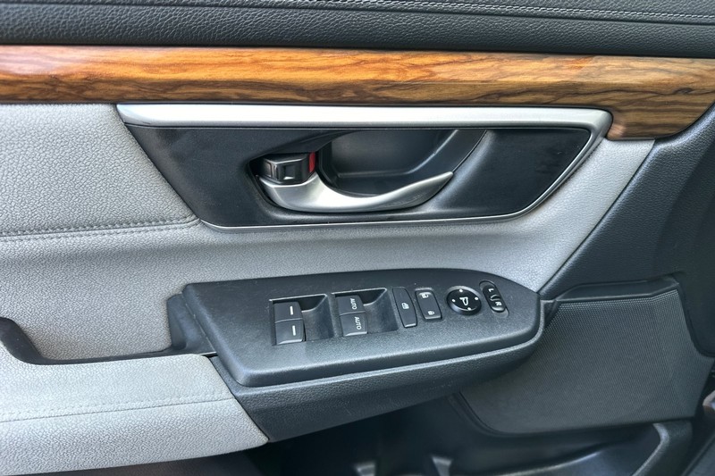 Honda CR-V Vehicle Full-screen Gallery Image 11