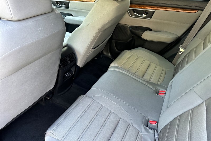 Honda CR-V Vehicle Full-screen Gallery Image 12