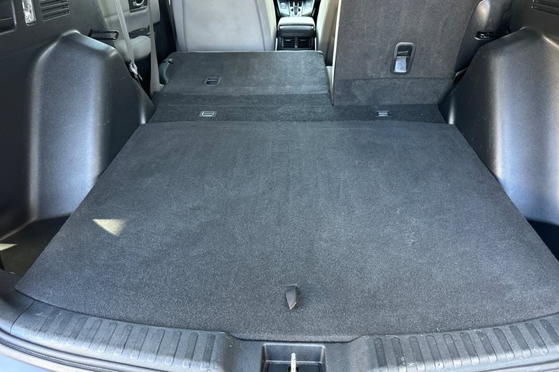 Honda CR-V Vehicle Full-screen Gallery Image 15