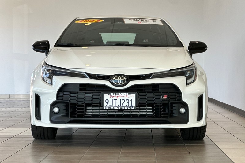 Toyota GR Corolla Vehicle Full-screen Gallery Image 09