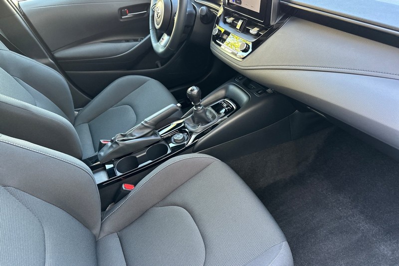 Toyota GR Corolla Vehicle Full-screen Gallery Image 16