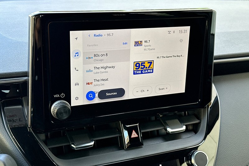 Toyota GR Corolla Vehicle Full-screen Gallery Image 18