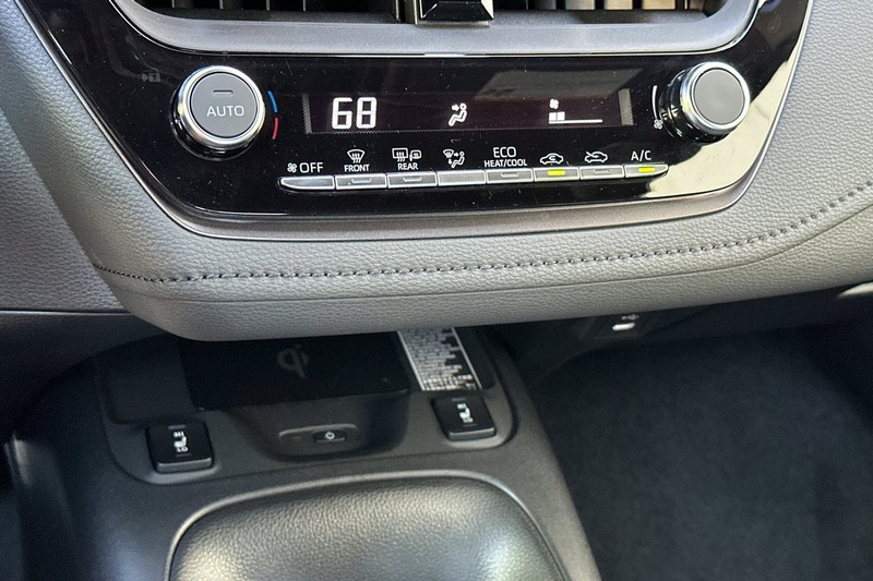 Toyota GR Corolla Vehicle Full-screen Gallery Image 20