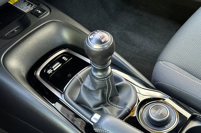 Toyota GR Corolla Vehicle Full-screen Gallery Image 21