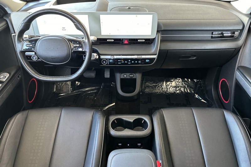 Hyundai IONIQ 5 Vehicle Full-screen Gallery Image 13