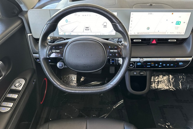 Hyundai IONIQ 5 Vehicle Full-screen Gallery Image 14