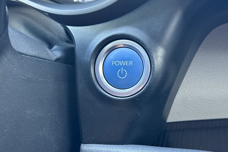 Toyota Sienna Vehicle Full-screen Gallery Image 23