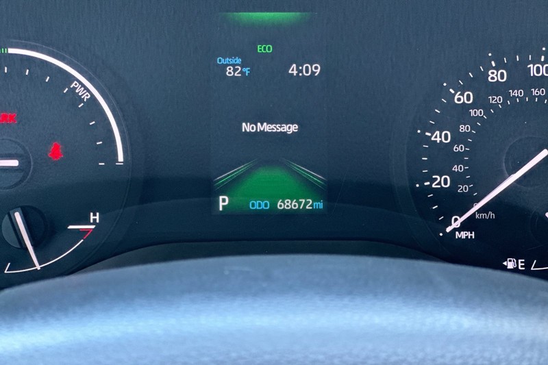 Toyota Sienna Vehicle Full-screen Gallery Image 26