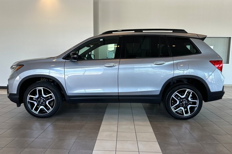 Honda Passport Vehicle Full-screen Gallery Image 07