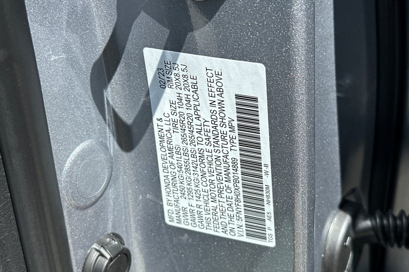 Honda Passport Vehicle Full-screen Gallery Image 30