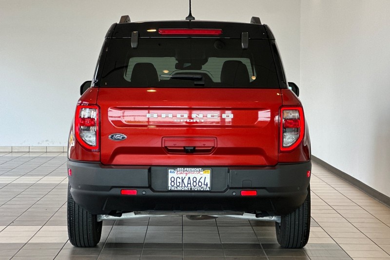 Ford Bronco Sport Vehicle Full-screen Gallery Image 05