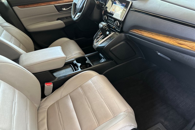 Honda CR-V Vehicle Full-screen Gallery Image 16