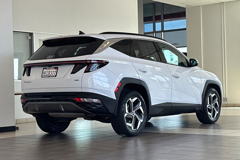 Hyundai Tucson Vehicle Full-screen Gallery Image 04