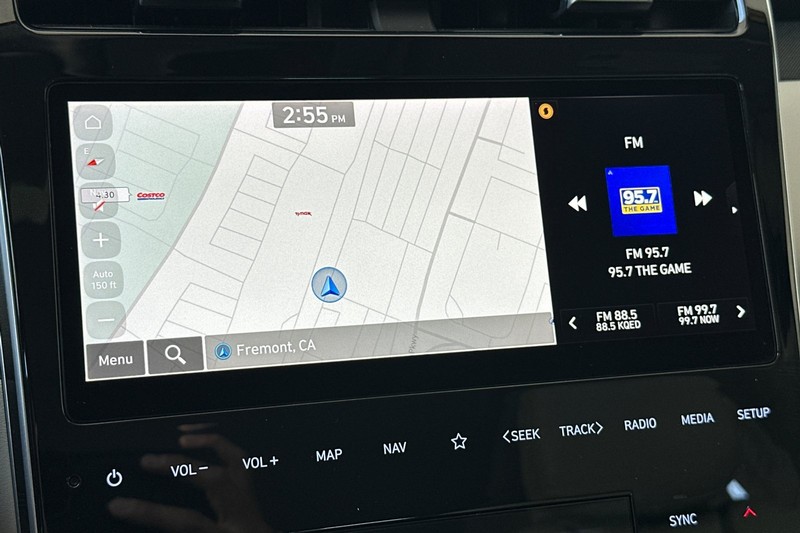 Hyundai Tucson Vehicle Full-screen Gallery Image 19