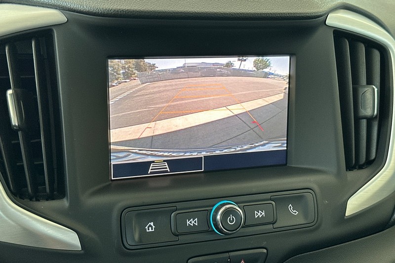GMC Terrain Vehicle Full-screen Gallery Image 19