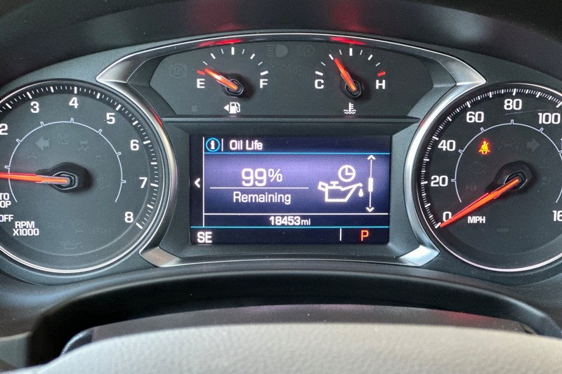 GMC Terrain Vehicle Full-screen Gallery Image 25