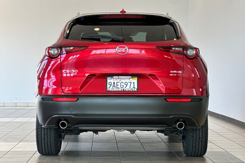Mazda CX-30 Vehicle Full-screen Gallery Image 05