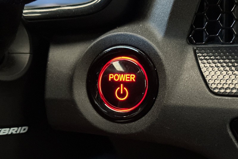 Honda CR-V Hybrid Vehicle Full-screen Gallery Image 22