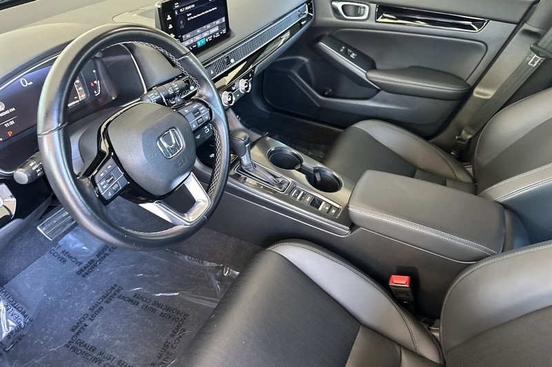 Honda Civic Hatchback Vehicle Full-screen Gallery Image 10