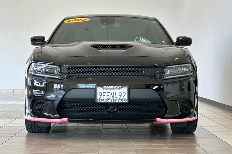 Dodge Charger Vehicle Full-screen Gallery Image 09