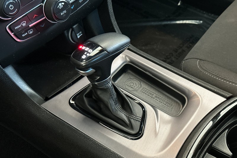 Dodge Charger Vehicle Full-screen Gallery Image 20