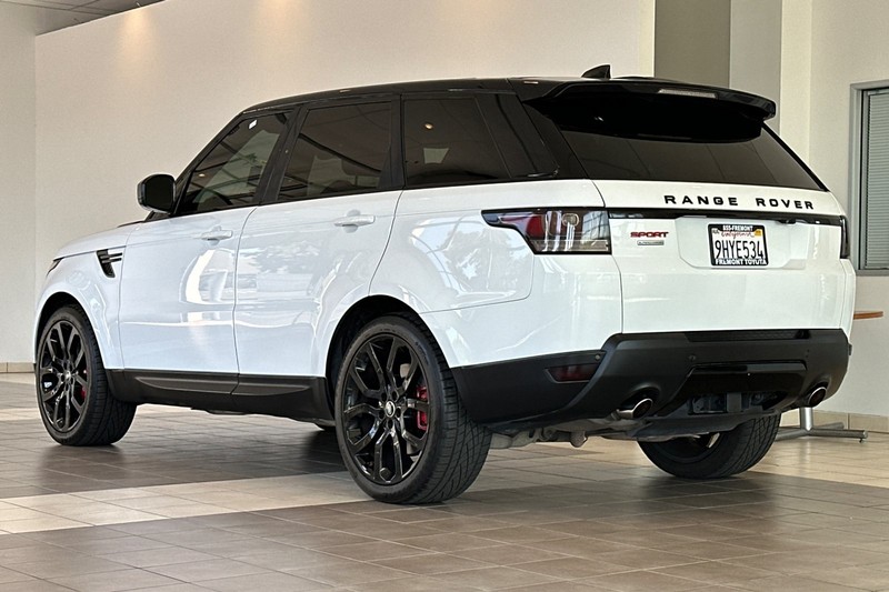 Land Rover Range Rover Sport Vehicle Full-screen Gallery Image 06