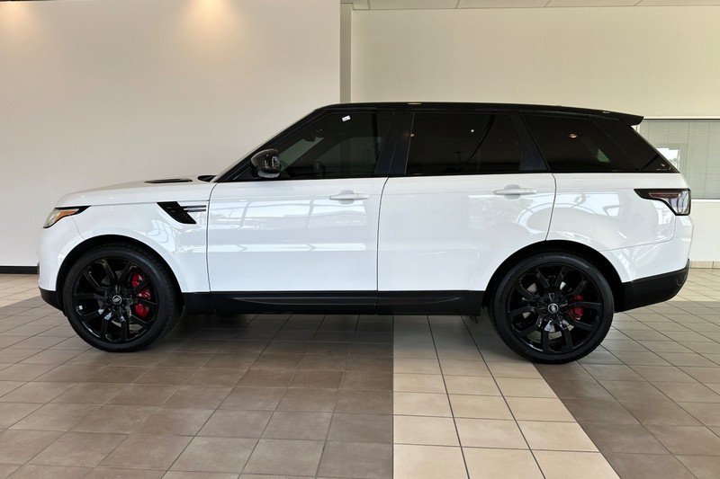 Land Rover Range Rover Sport Vehicle Full-screen Gallery Image 07