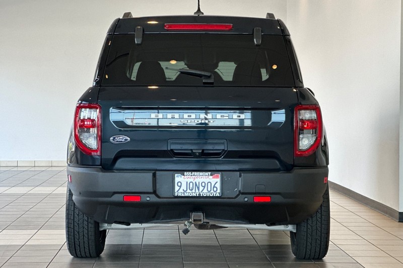 Ford Bronco Sport Vehicle Full-screen Gallery Image 05