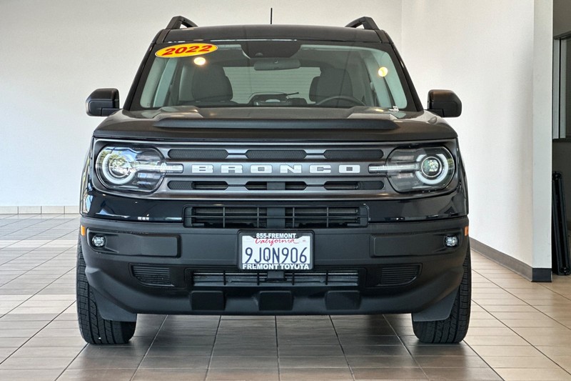 Ford Bronco Sport Vehicle Full-screen Gallery Image 09